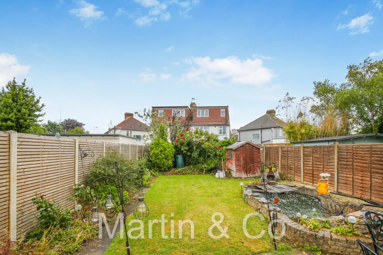 Ash Road, Sutton, Cheam, SM3, photo 3