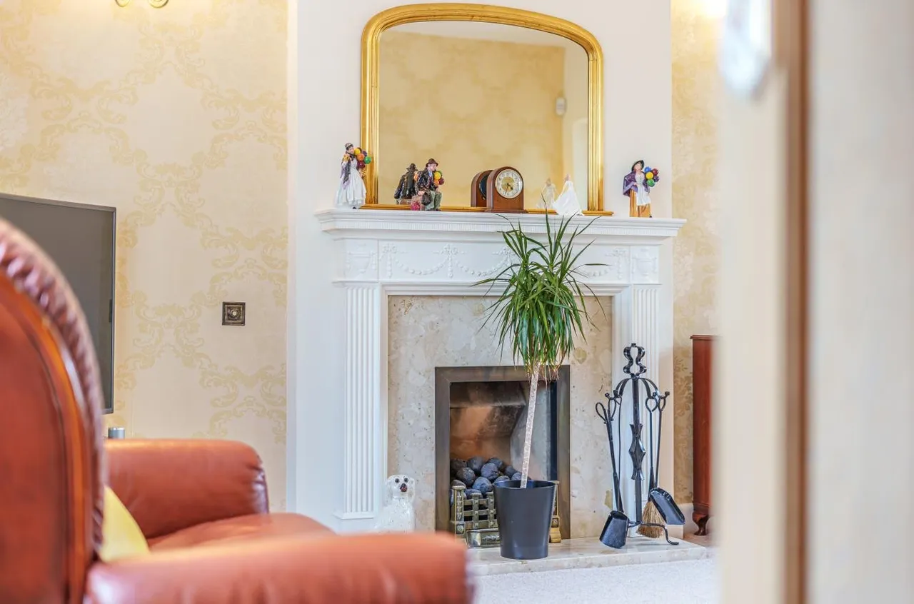West Drive, Cheam, Surrey, SM2 7NA, photo 4