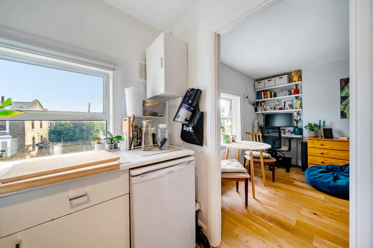 Wilson Road, SE5, photo 16