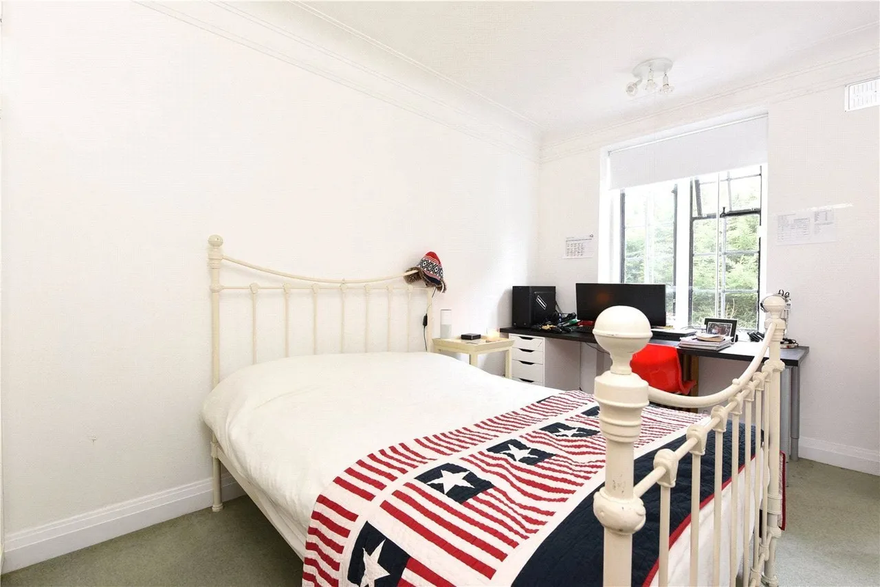 Bede House, Manor Fields, SW15, photo 9
