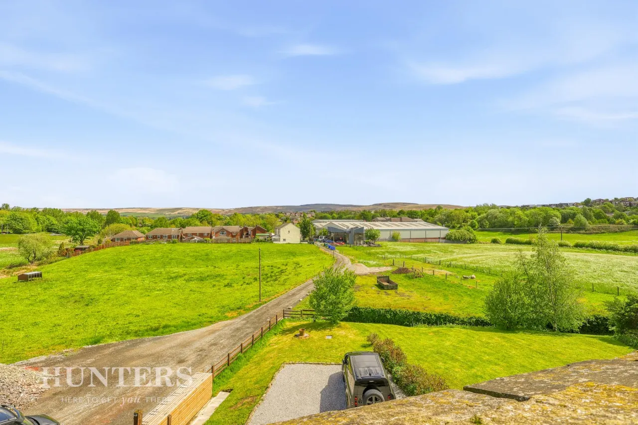 Eafield Barn, Smithy Bridge, OL15, photo 4