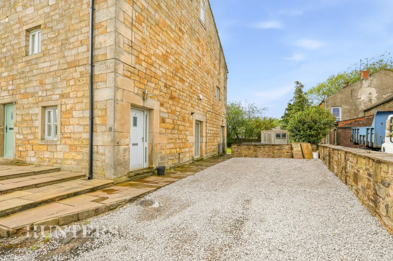 Eafield Barn, Smithy Bridge, OL15, photo 25