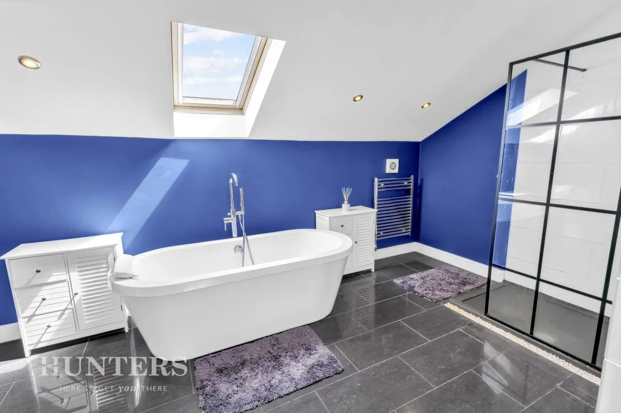 Eafield Barn, Smithy Bridge, OL15, photo 22