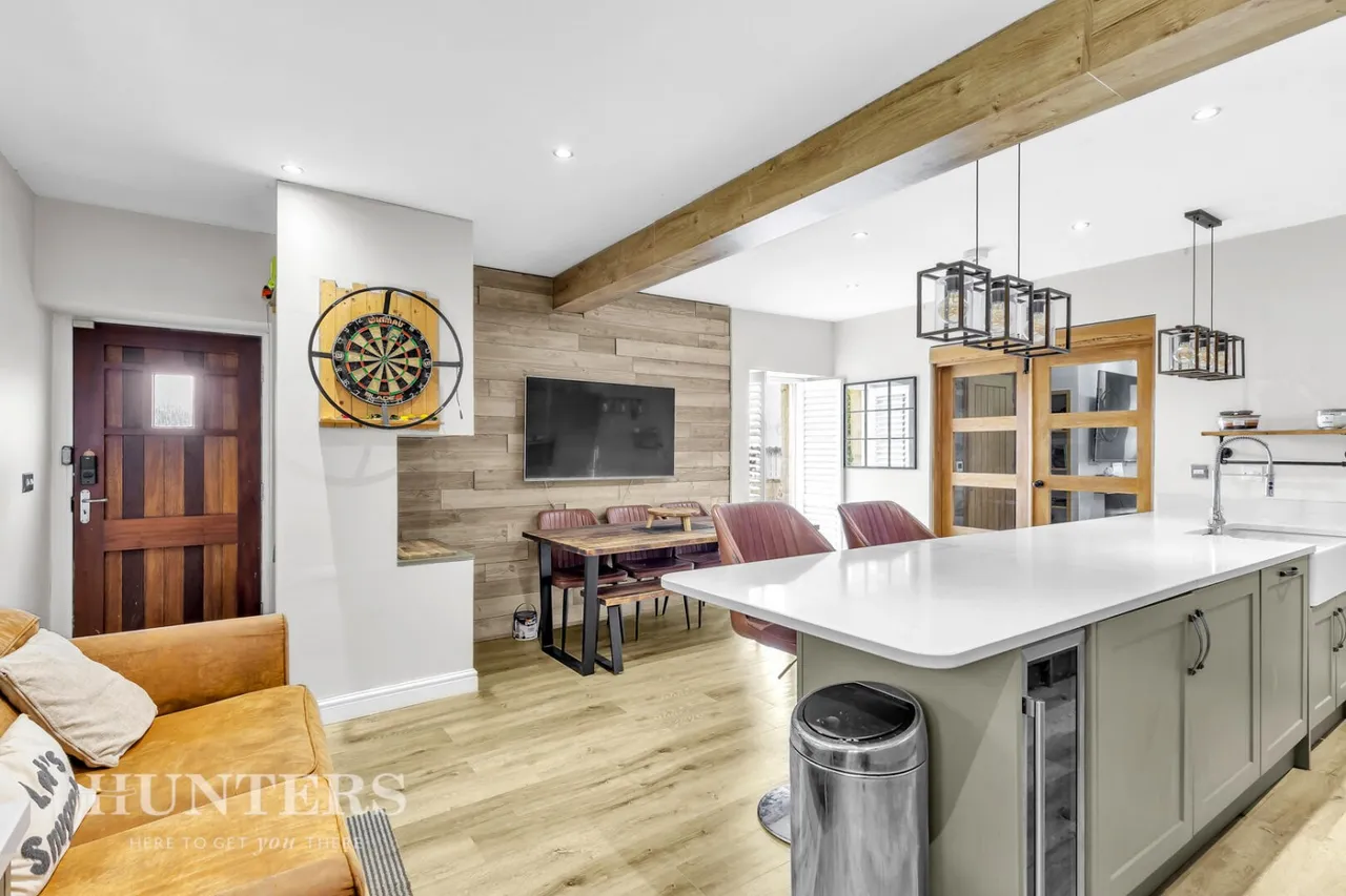 Eafield Barn, Smithy Bridge, OL15, photo 9