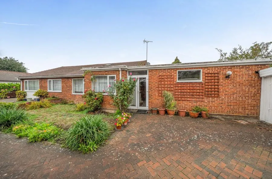 Orchard Close, Houghton Regis, LU5, photo 18