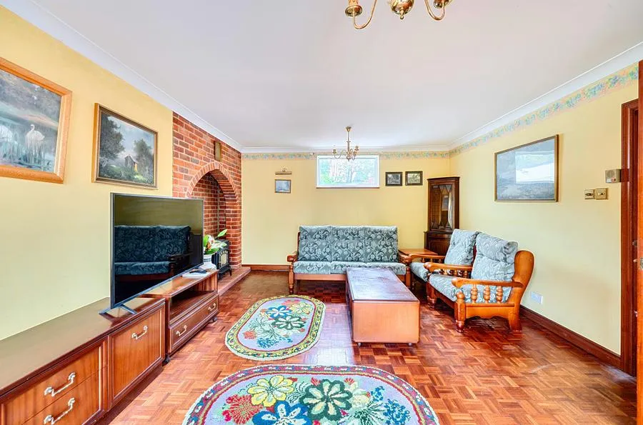Orchard Close, Houghton Regis, LU5, photo 2