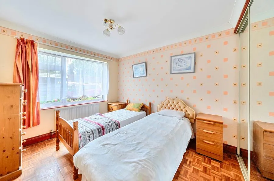 Orchard Close, Houghton Regis, LU5, photo 8
