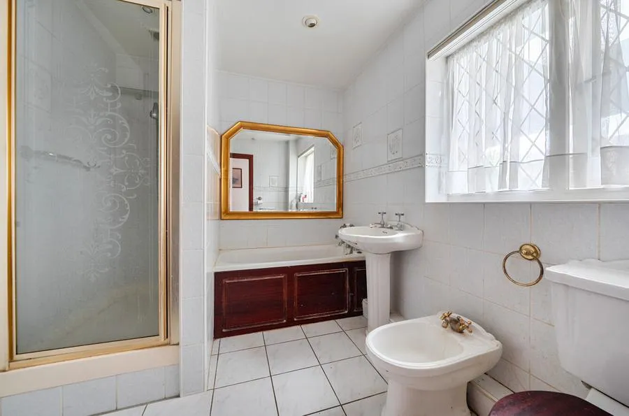 Orchard Close, Houghton Regis, LU5, photo 9