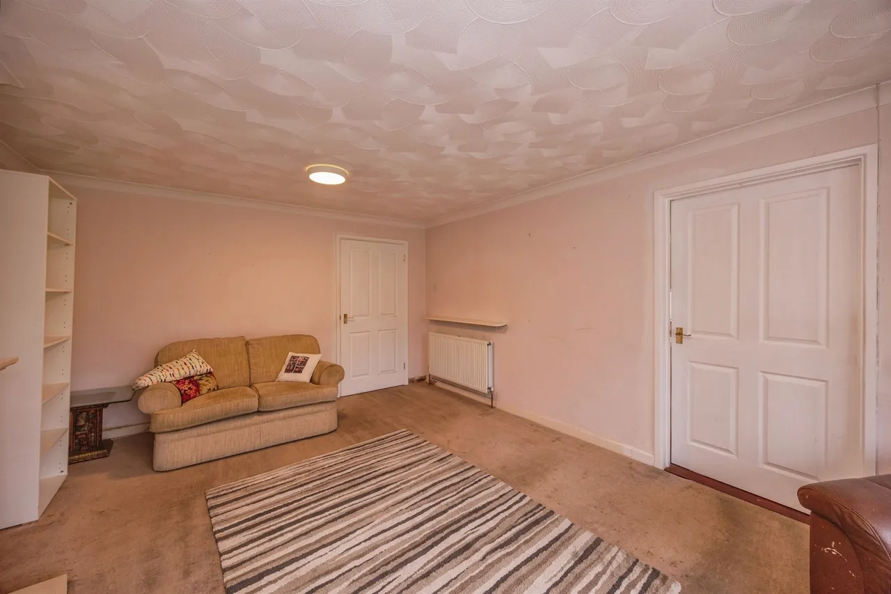 Winscombe Avenue, Waterlooville, PO8, photo 6