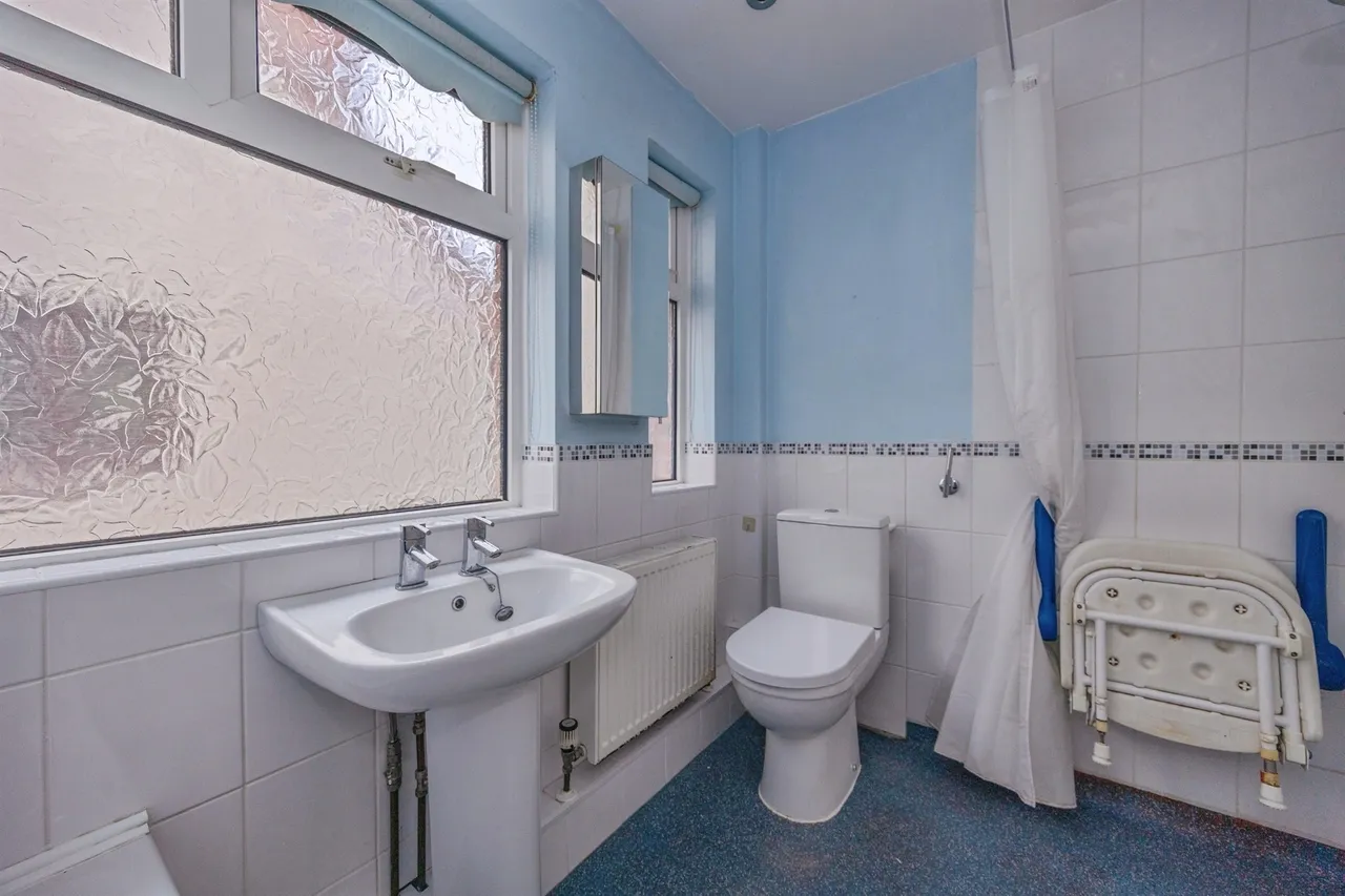 Winscombe Avenue, Waterlooville, PO8, photo 14