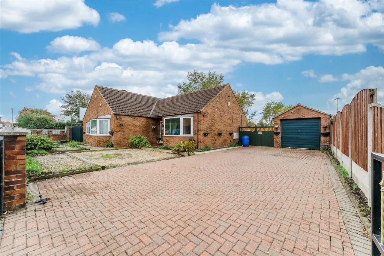 Womersley Road, Knottingley, WF11, photo 5
