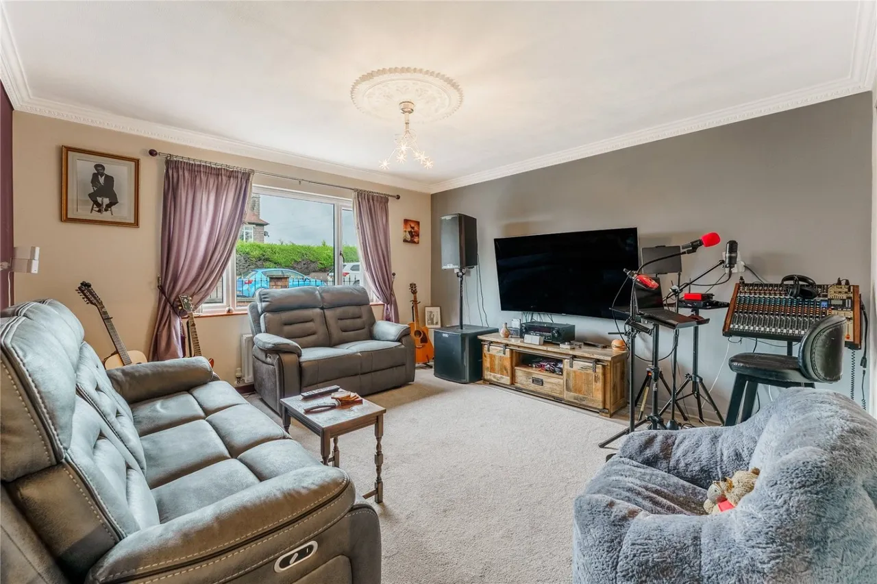 Womersley Road, Knottingley, WF11, photo 4