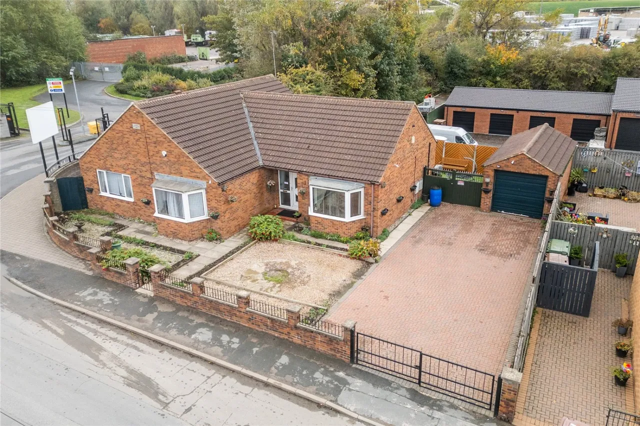 Womersley Road, Knottingley, WF11, photo 14
