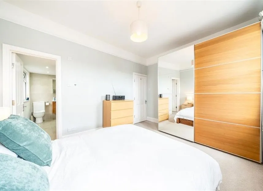 St. Winifreds Road, Teddington, TW11, photo 5