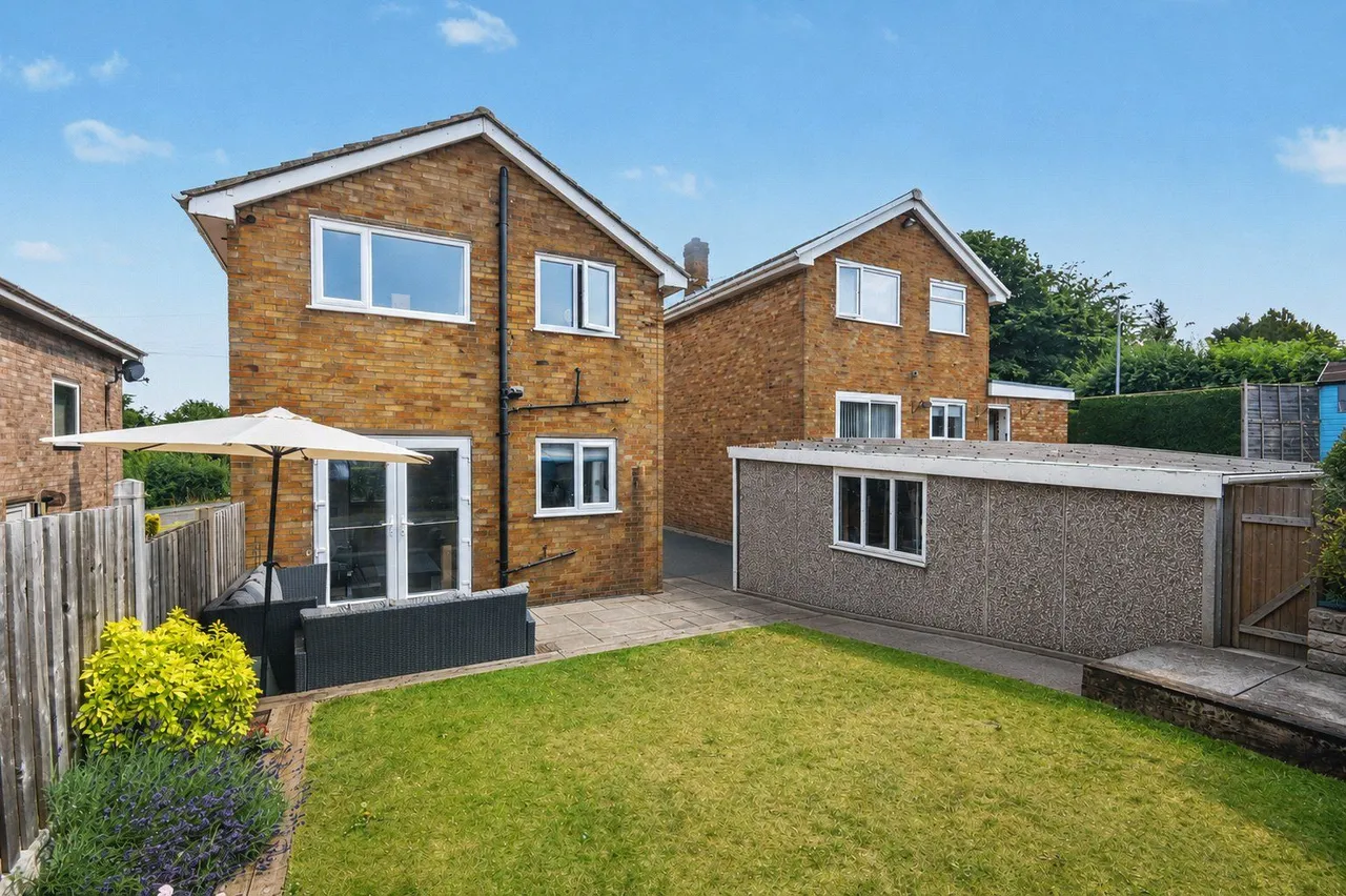 Gibson Lane, Kippax, LS25, photo 7