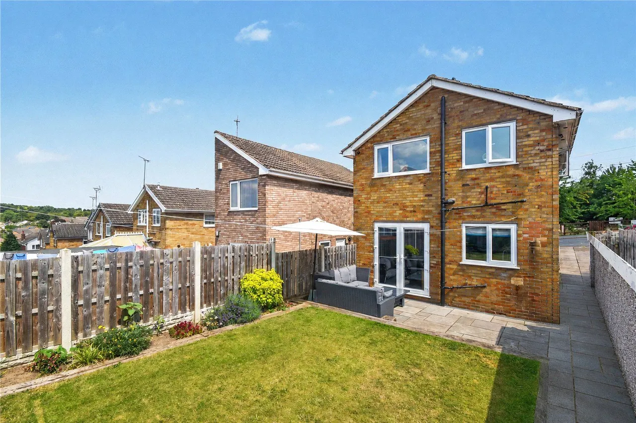 Gibson Lane, Kippax, LS25, photo 9