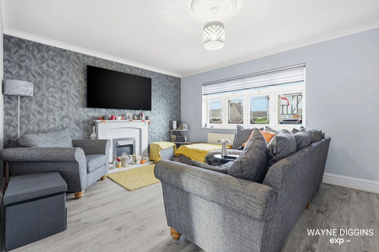 Dollant Avenue, Canvey Island, SS8, photo 2
