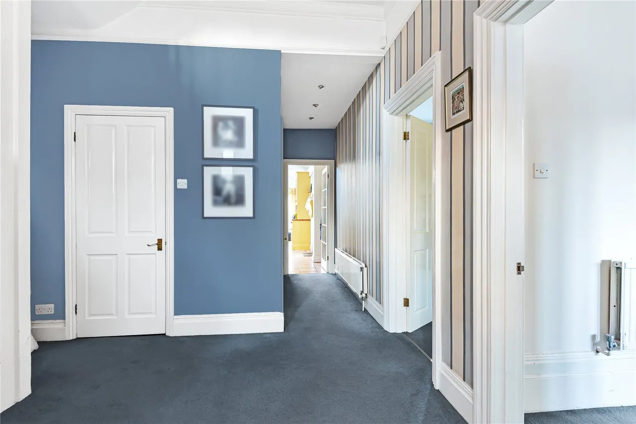 Wellington Road, Hampton Hill, London, TW12 1JY, photo 7