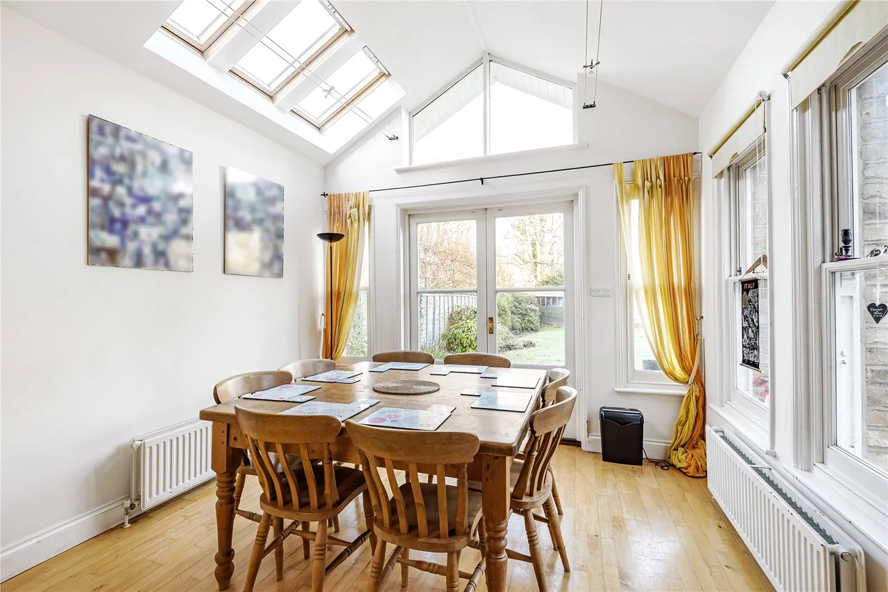 Wellington Road, Hampton Hill, London, TW12 1JY, photo 6