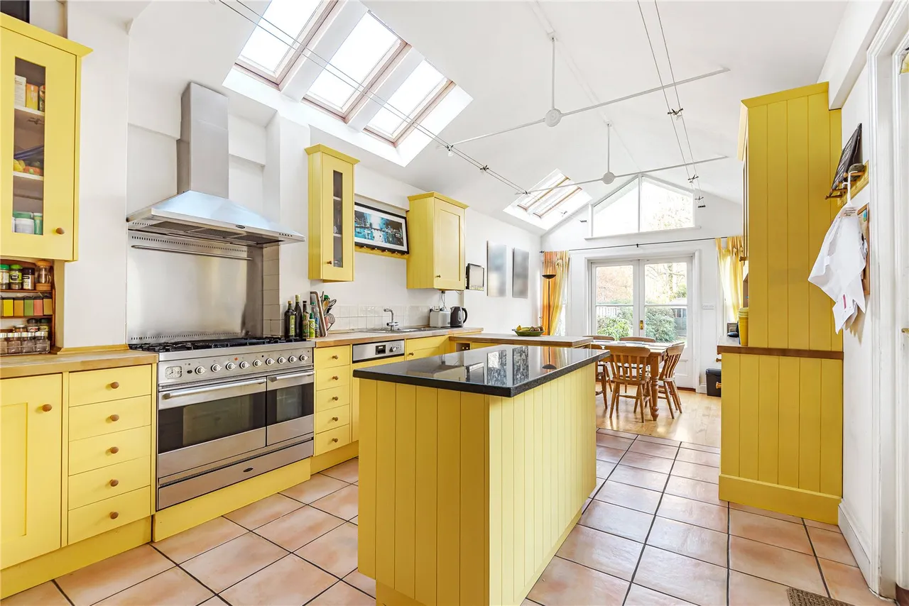 Wellington Road, Hampton Hill, London, TW12 1JY, photo 5