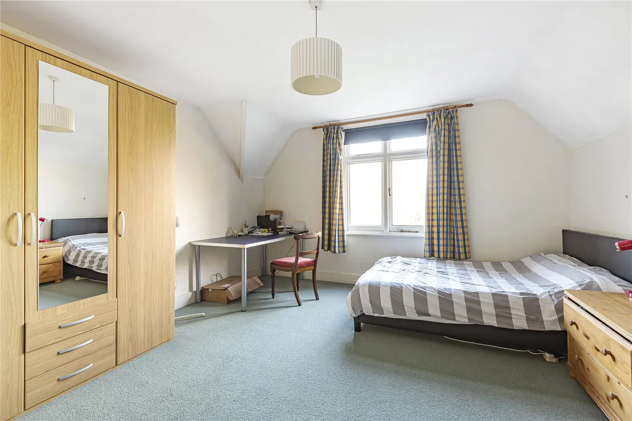 Wellington Road, Hampton Hill, London, TW12 1JY, photo 9