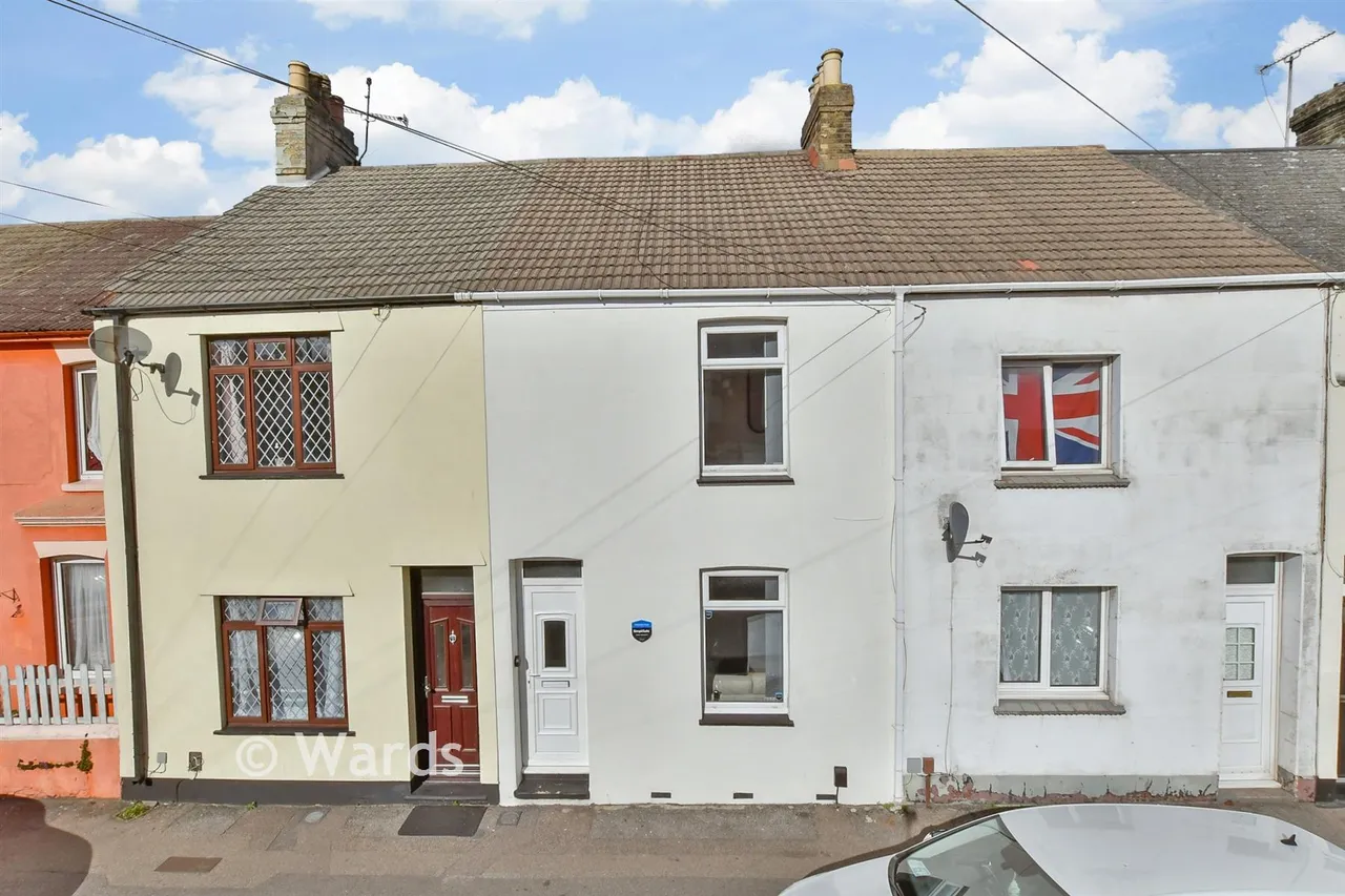 3 bed house for sale, Byron Road, Gillingham, ME7