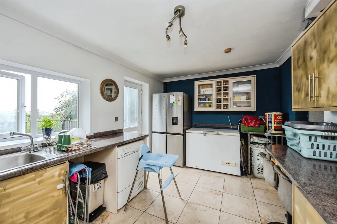 Gwynedd Avenue, Swansea, SA1, photo 10