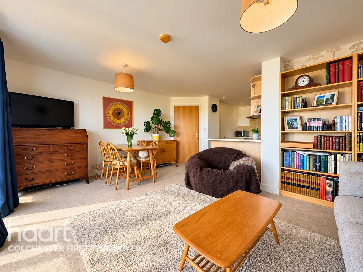 De Grey Road, Colchester, CO4, photo 2