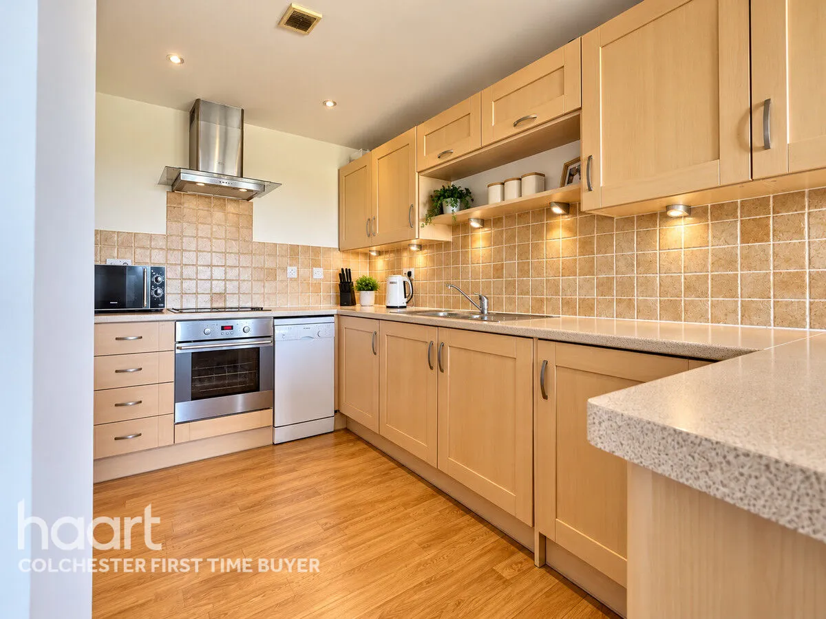 De Grey Road, Colchester, CO4, photo 5