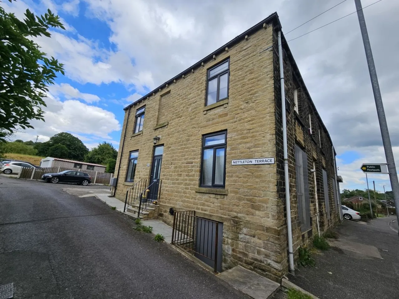Nettleton Terrace, Colnebridge, photo 8