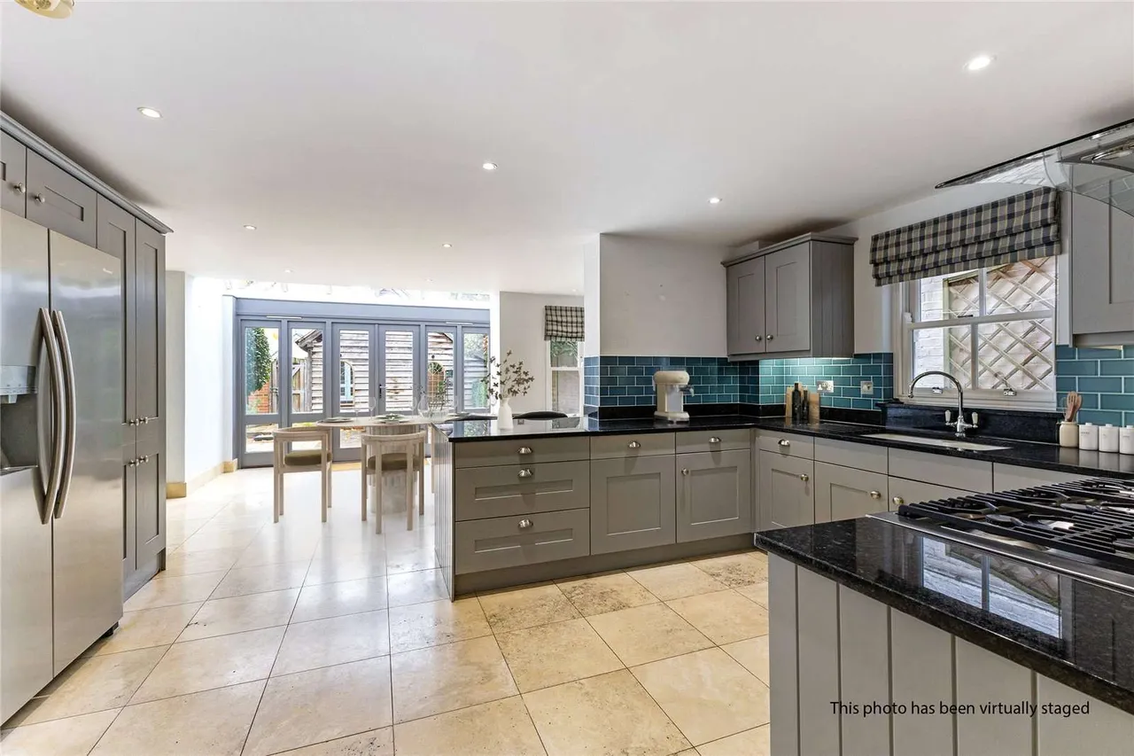 Beaumont Rise, Marlow, SL7, photo 2