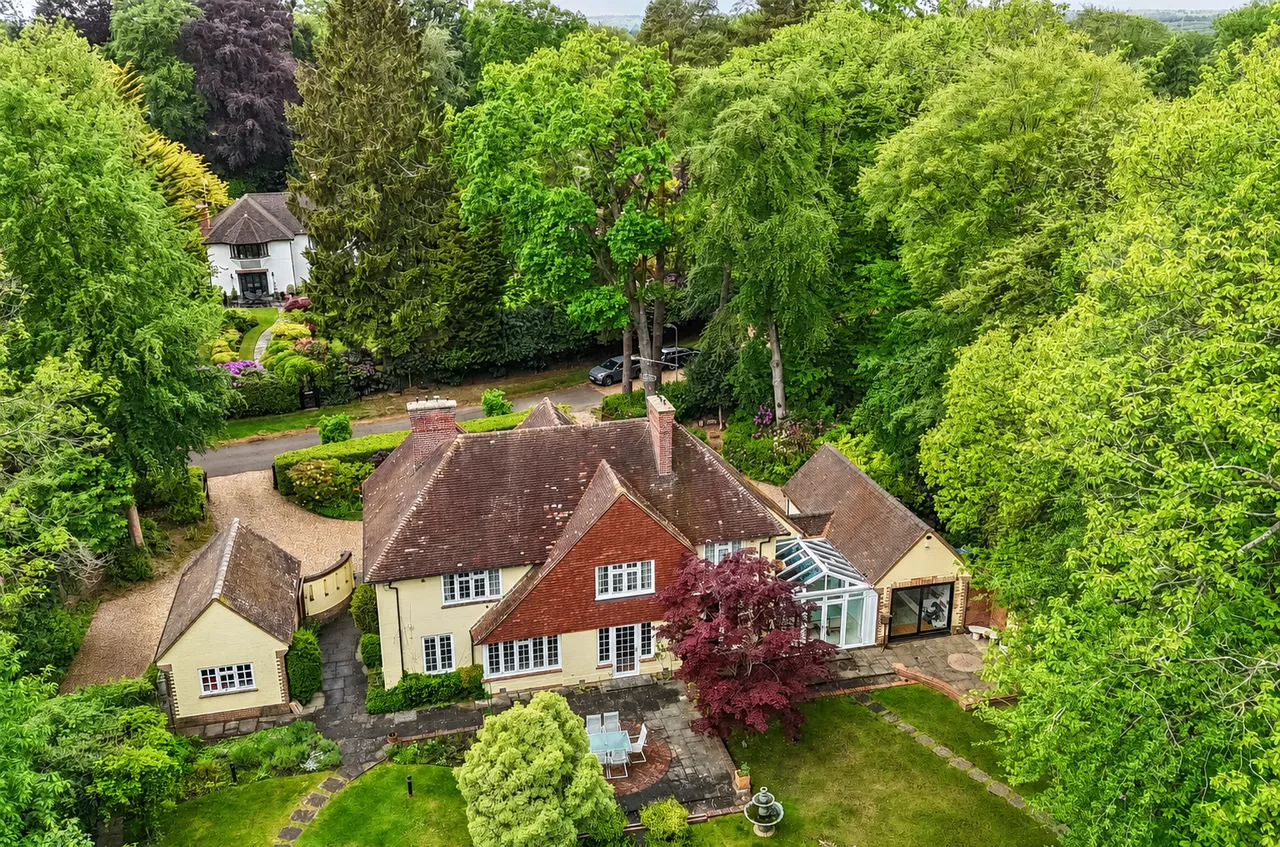 Waverley Avenue, Fleet, GU51, photo 21