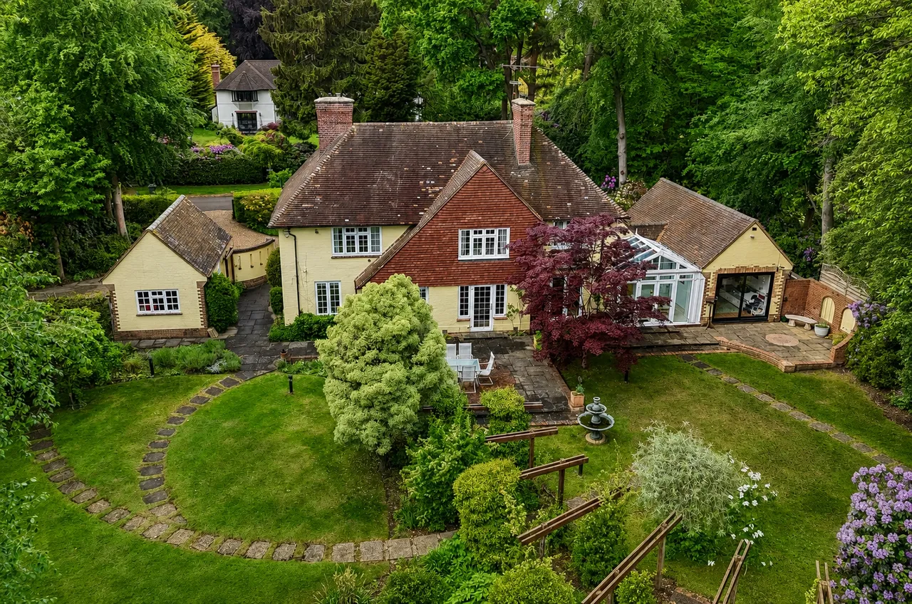 Waverley Avenue, Fleet, GU51, photo 22
