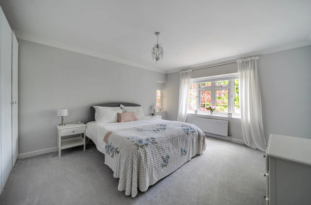 Waverley Avenue, Fleet, GU51, photo 15