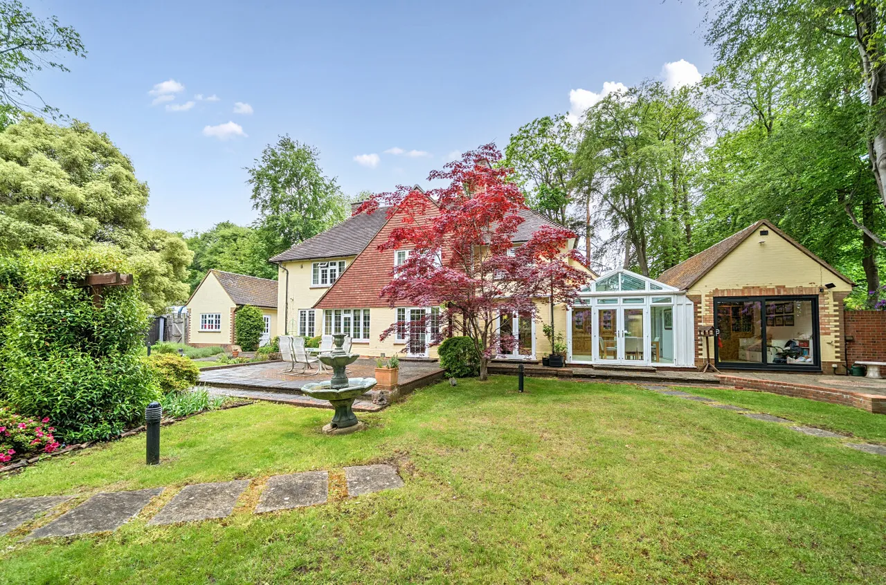 Waverley Avenue, Fleet, GU51, photo 17
