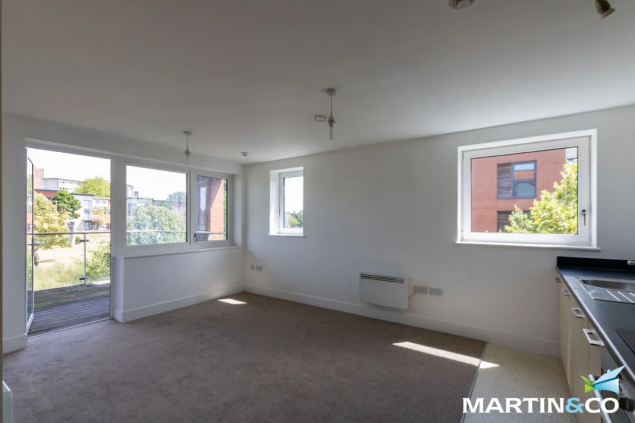 Bell Barn Road, Birmingham, B15, photo 2