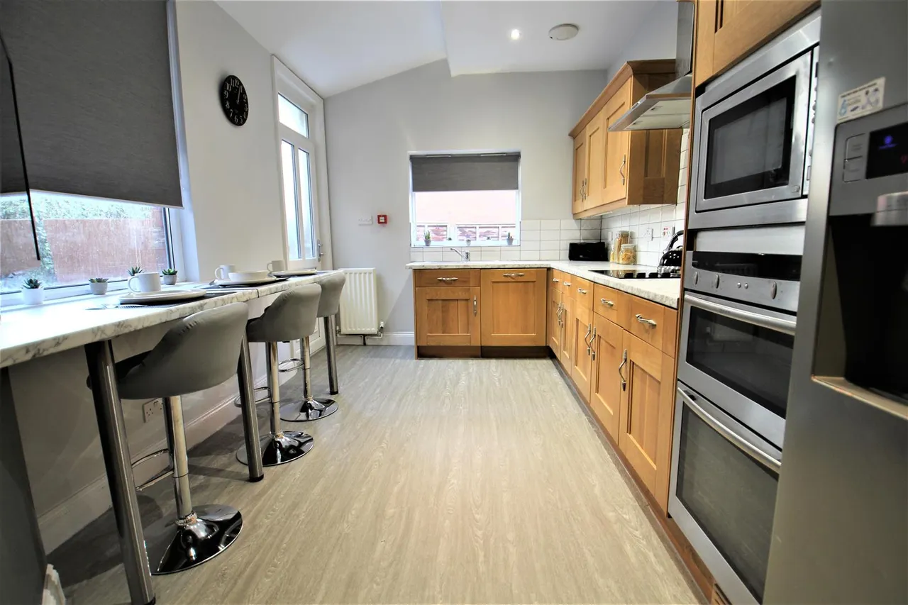 Estcourt Avenue, Headingley, LS6, photo 3