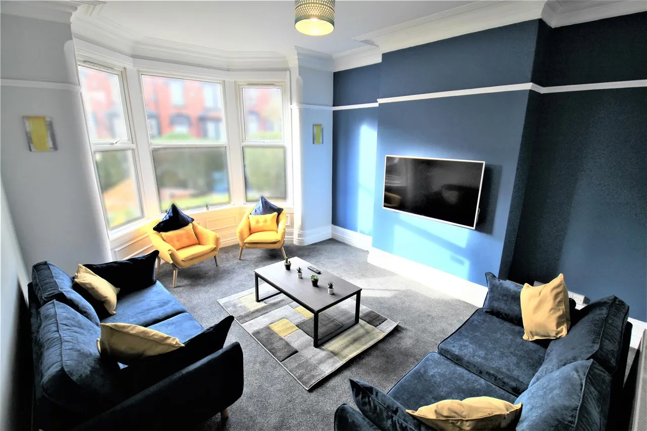 1 bed flat to rent, Estcourt Avenue, Headingley, LS6
