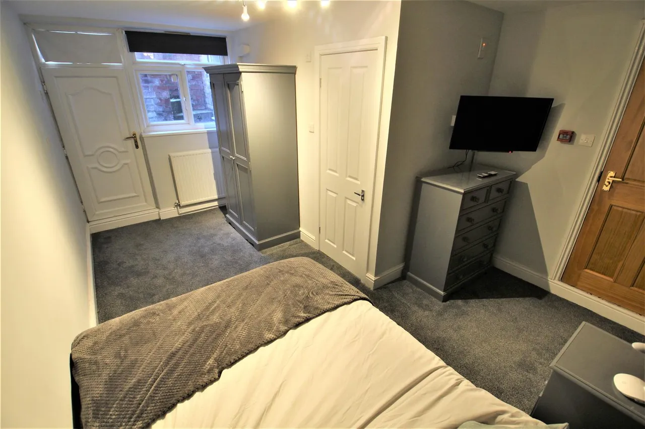 Estcourt Avenue, Headingley, LS6, photo 2