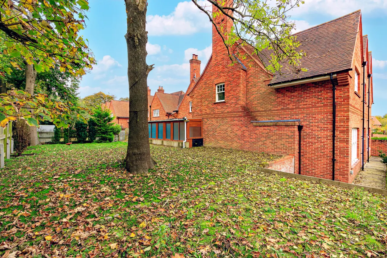 Wood Farm Close, Stanmore, HA7, photo 39