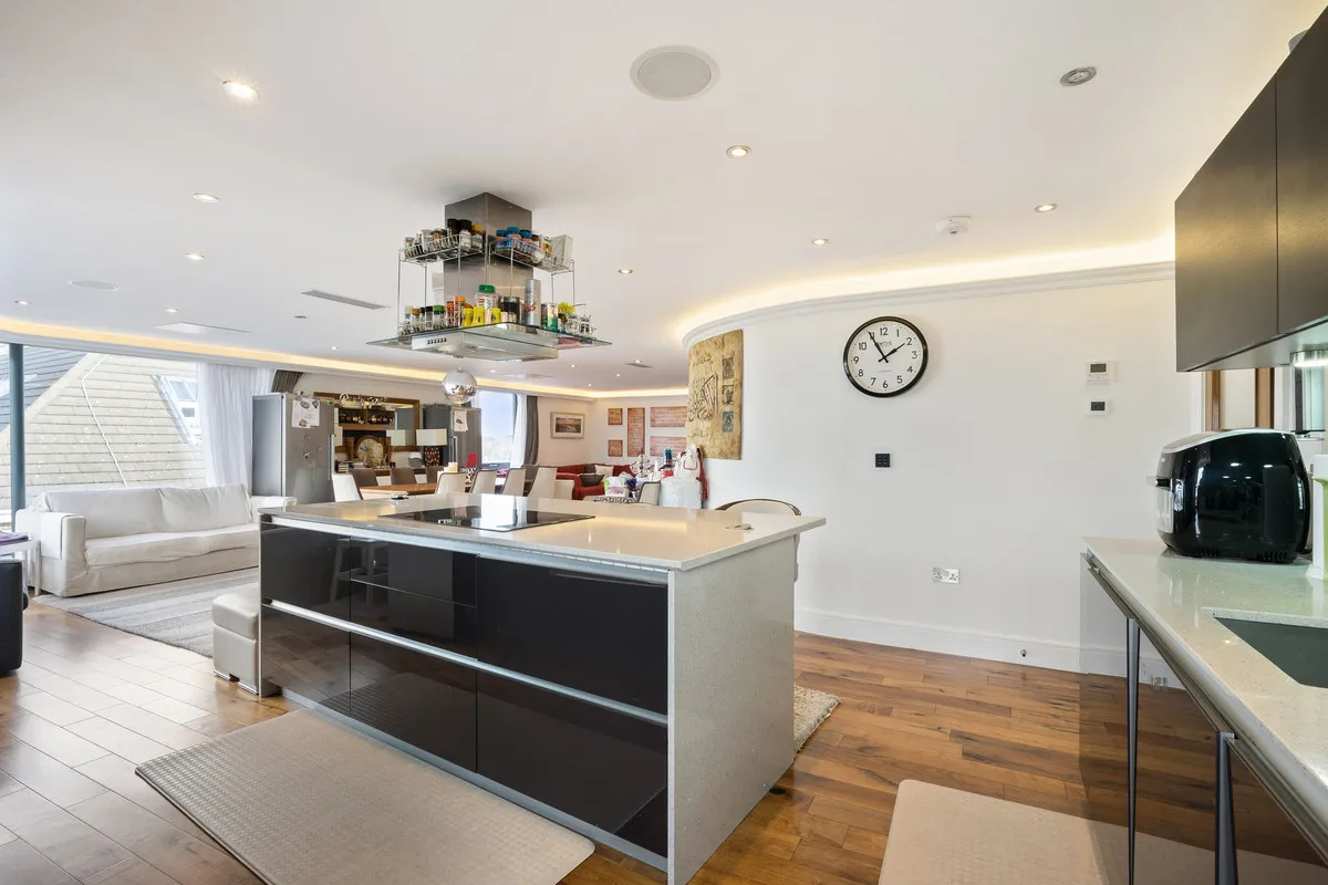 Eminence House, Richmond, TW9, photo 10