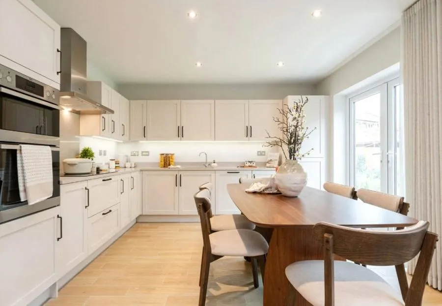 4 bed house for sale, Redwood Avenue, Basingstoke, RG23