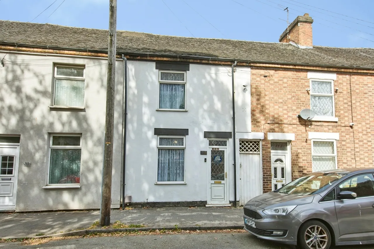 3 bed house for sale, Wyggeston Street, Burton-on-Trent, DE13