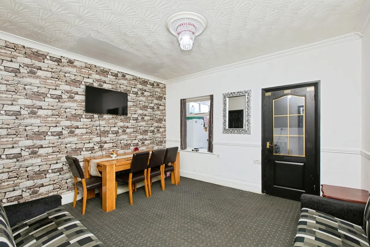 Wyggeston Street, Burton-on-Trent, DE13, photo 8