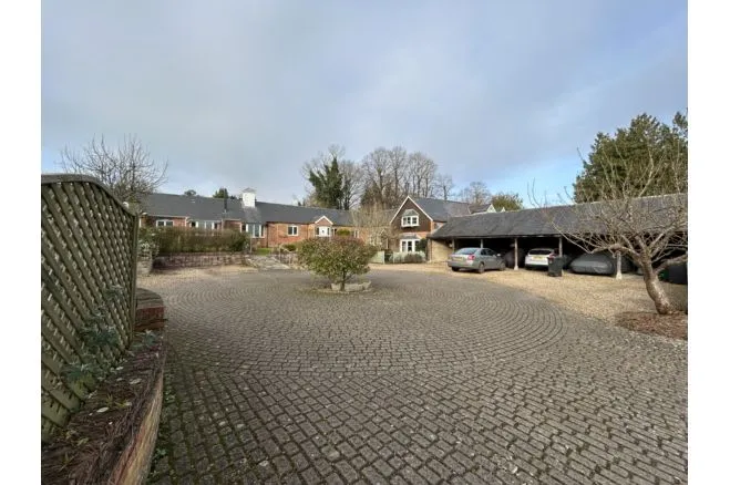 St. Nicholas Yard, Fyfield, SN8, photo 18