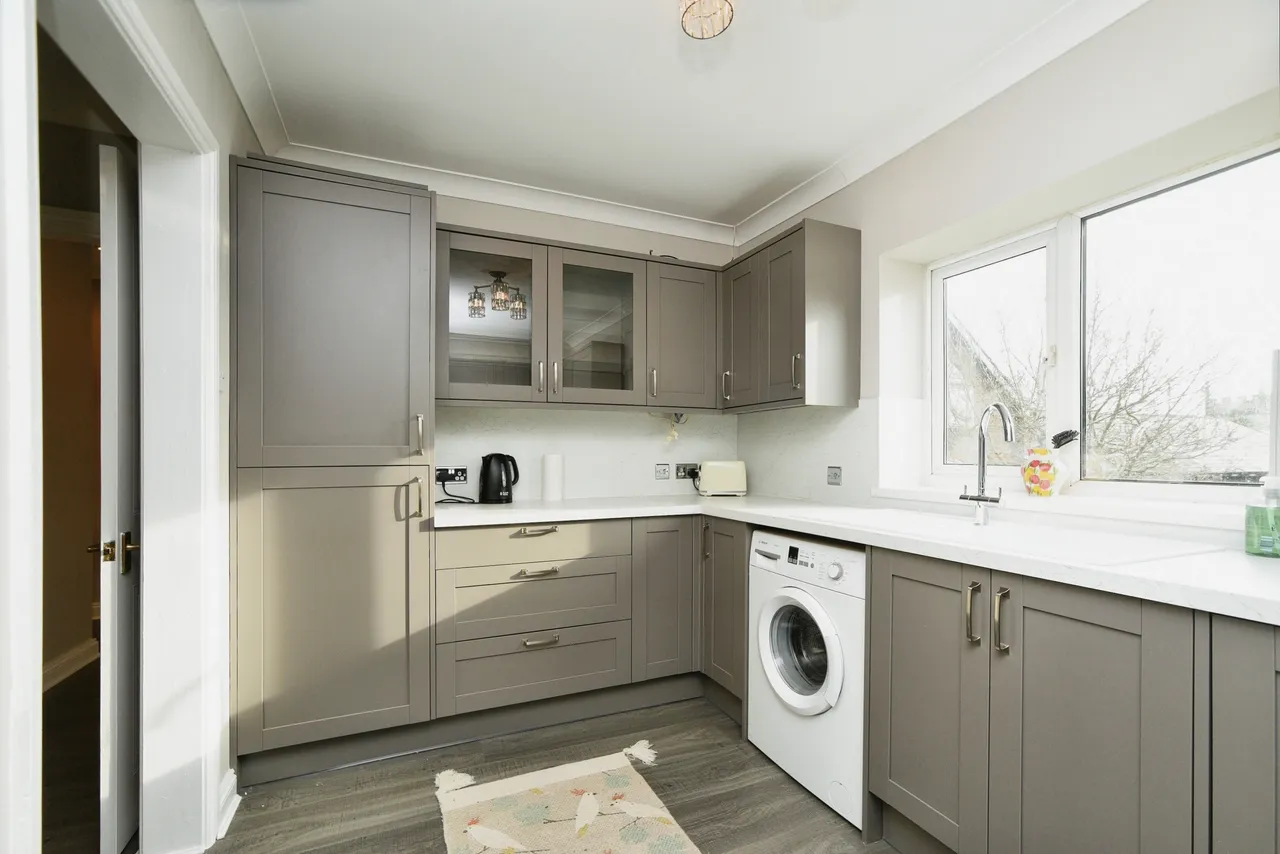 St. Nicholas Yard, Fyfield, SN8, photo 4