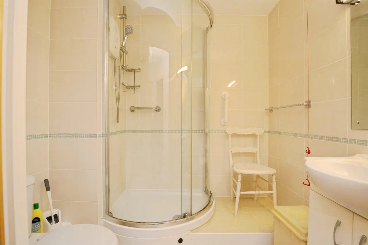 Velindre Road, Cardiff, CF14, photo 11