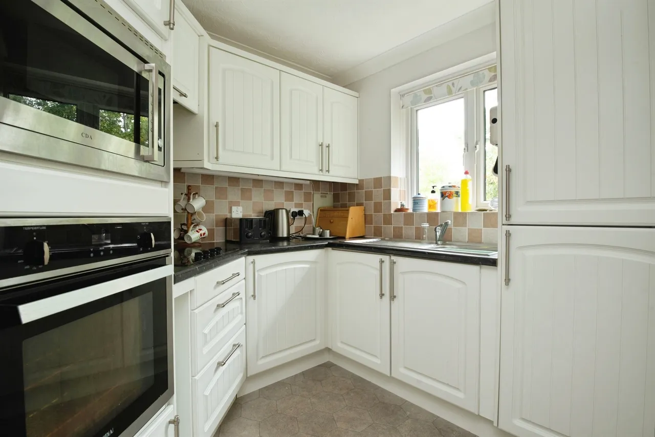 Velindre Road, Cardiff, CF14, photo 8