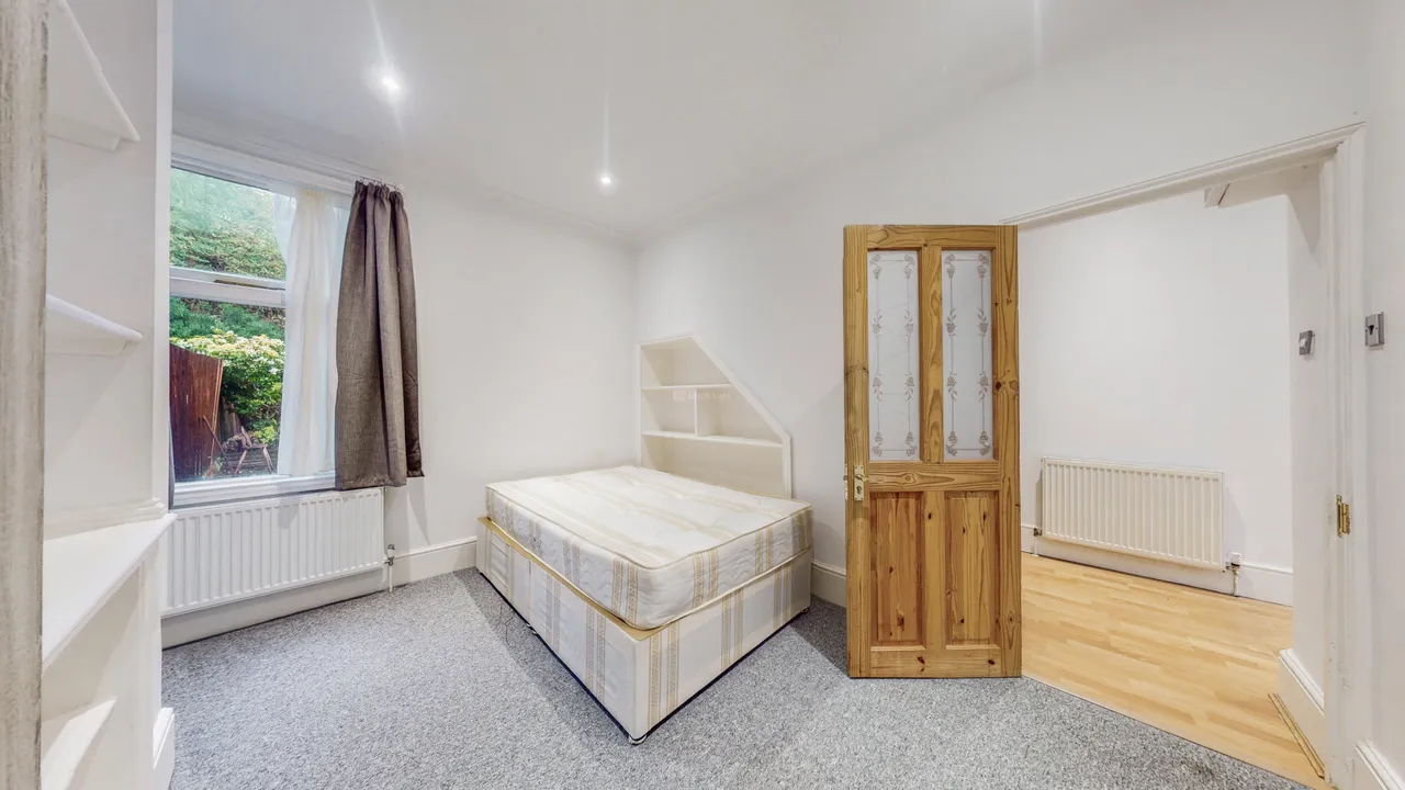 Pembroke Road, N10, photo 10