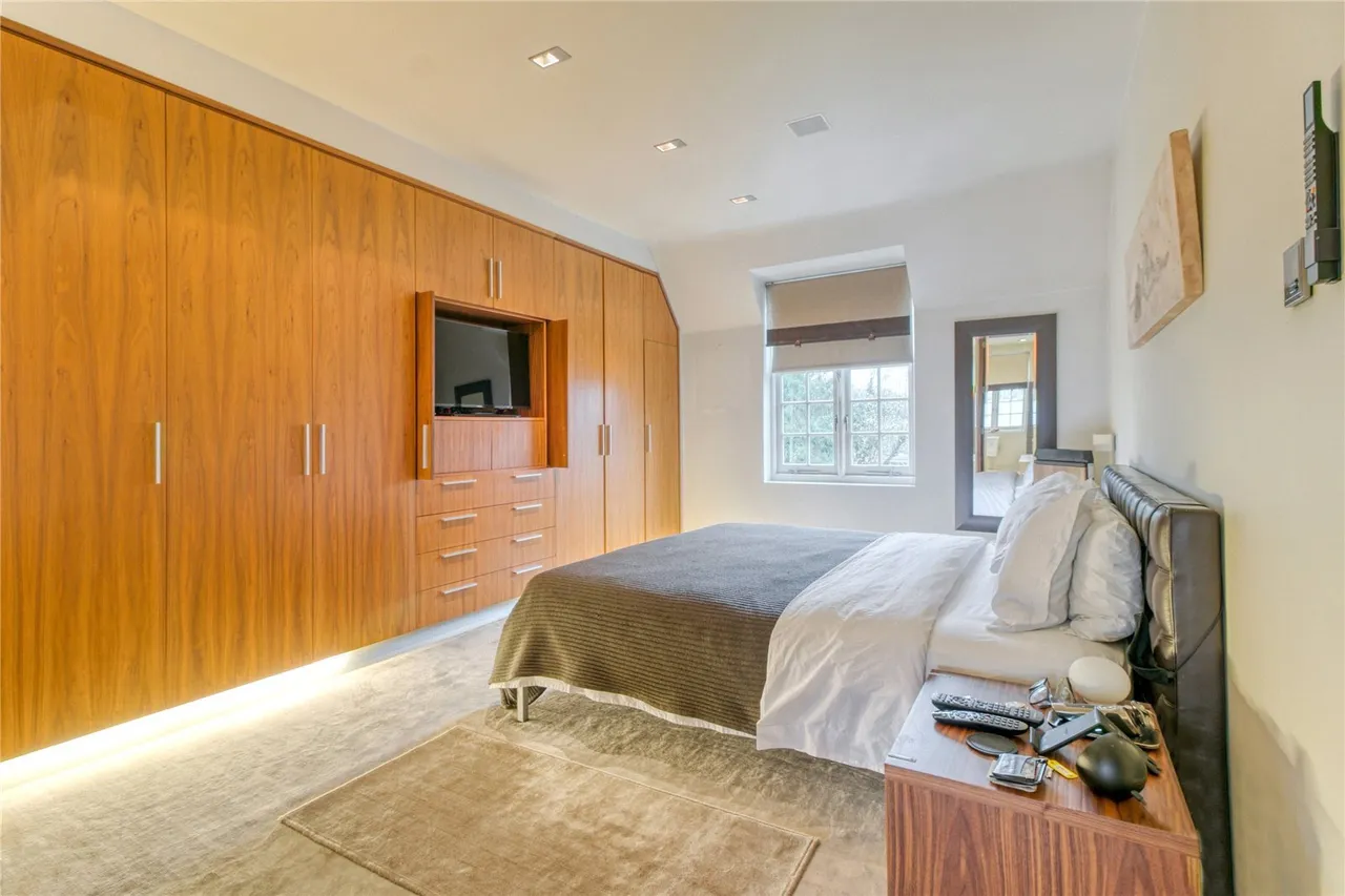 The Bishops Avenue, Hampstead Garden Suburb, N2, photo 29